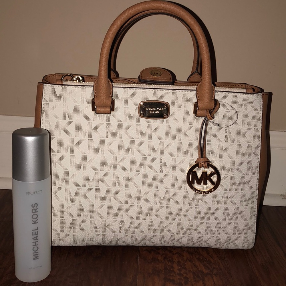 Michael Kors purse